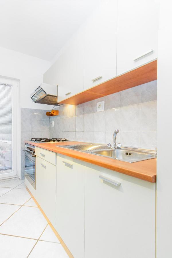 Apartmani Mariva Vodice Exteriör bild
