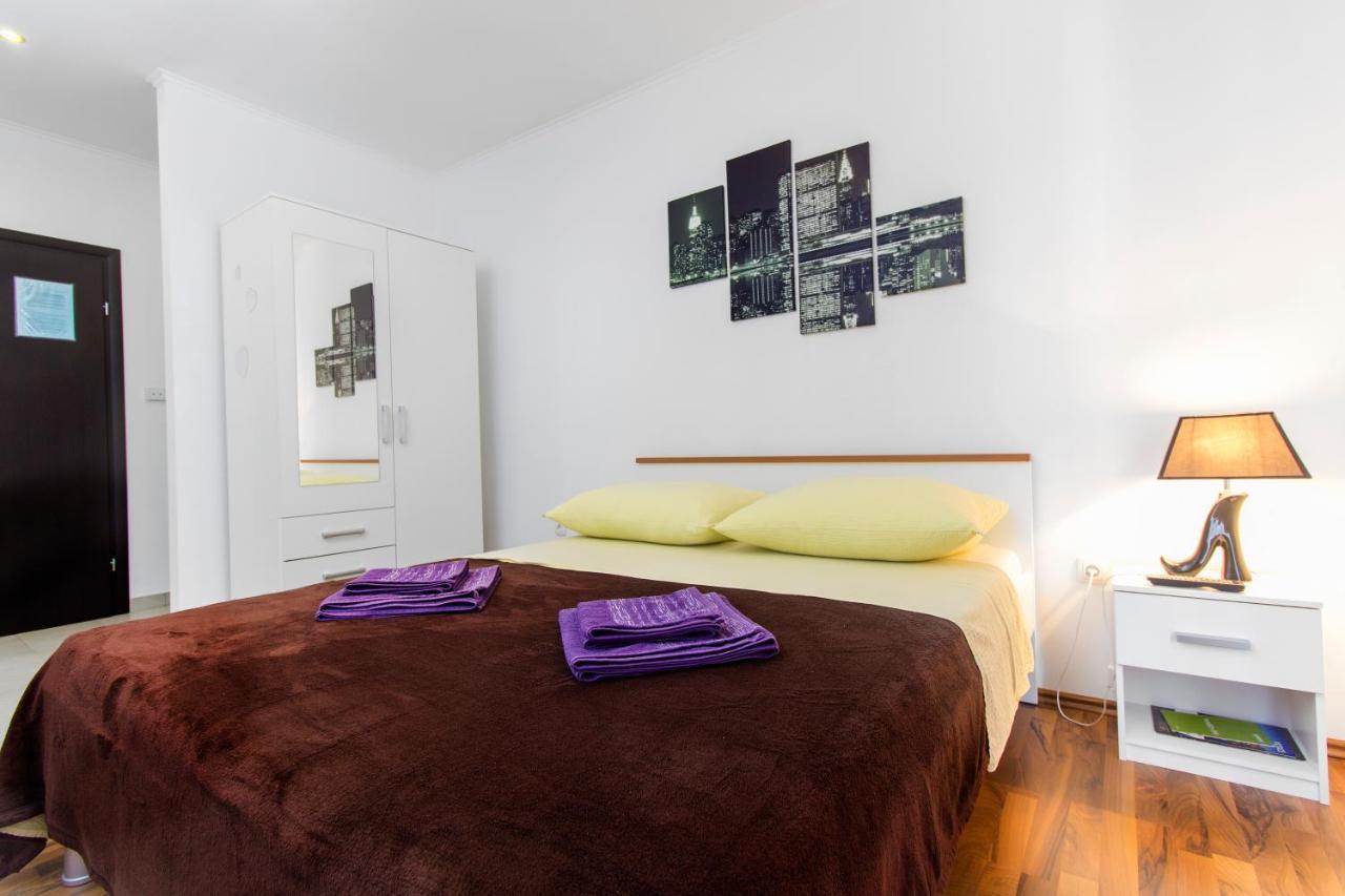 Apartmani Mariva Vodice Exteriör bild