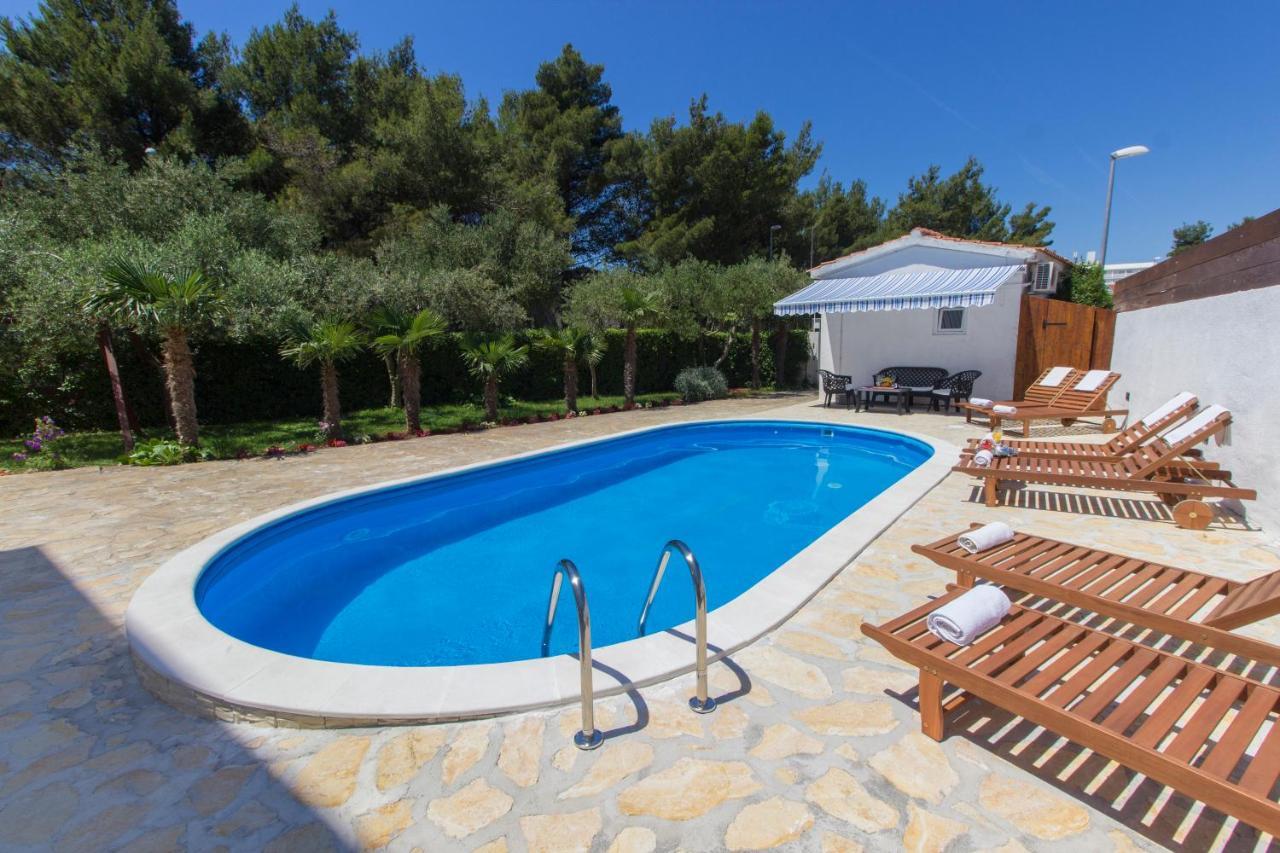 Apartmani Mariva Vodice Exteriör bild