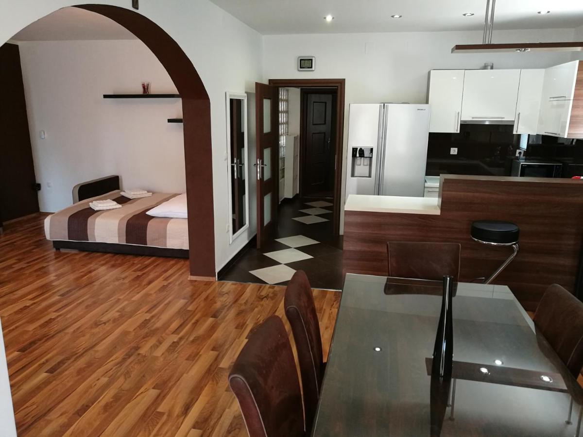 Apartmani Mariva Vodice Exteriör bild