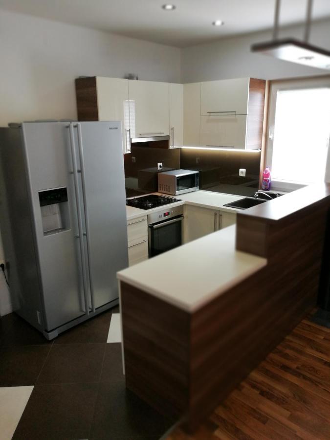 Apartmani Mariva Vodice Exteriör bild