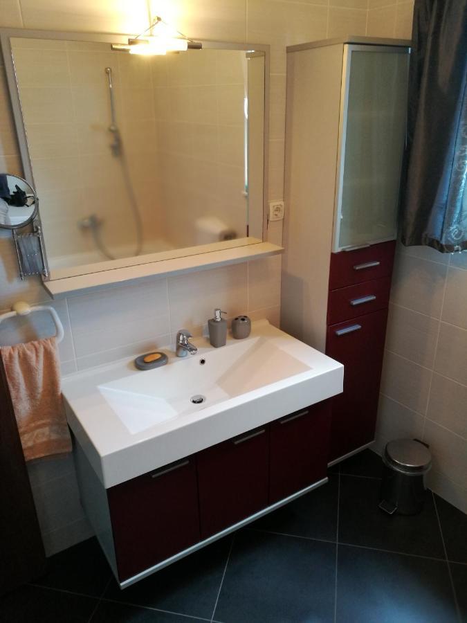 Apartmani Mariva Vodice Exteriör bild